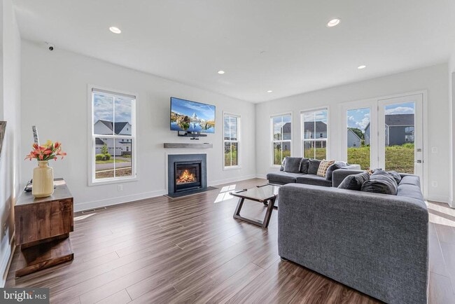Building Photo - 23765 Fairfield Knl Ct