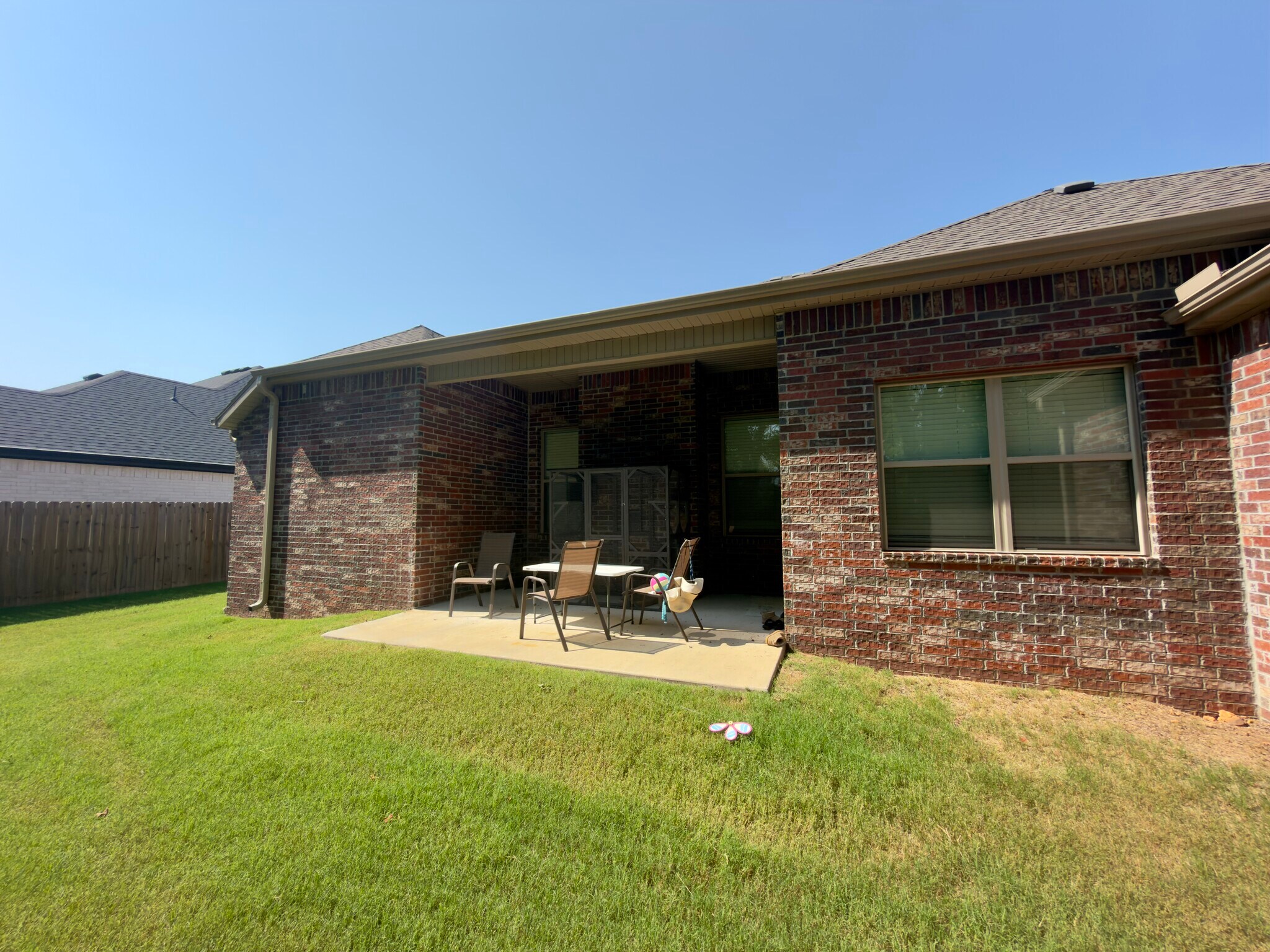 Building Photo - 3009 E Coolridge St