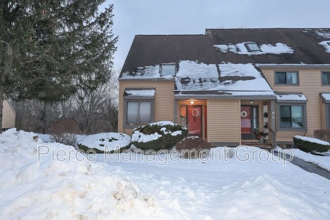 Building Photo - 9 Savage Ct