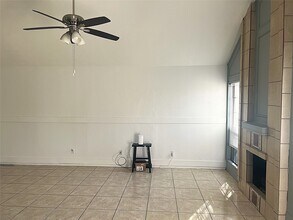 Building Photo - 19906 Rising Star Dr