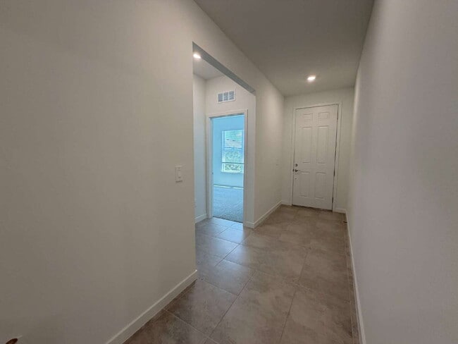 Building Photo - 3973 Big Sky Dr