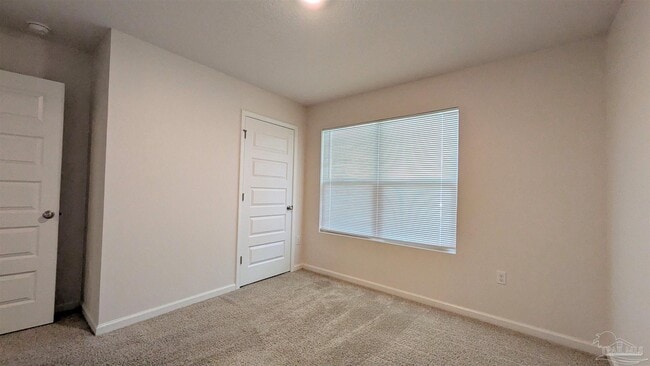 Building Photo - 10624 Queens Gate Cir