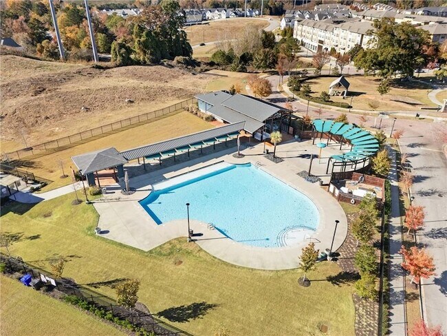 Building Photo - 1961 James Red Moore Blvd