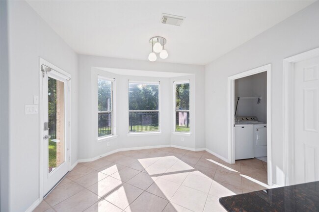 Building Photo - 5619 Honey Brook Ct