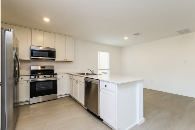 Building Photo - 15298 Abella Dr