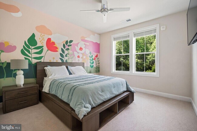 Building Photo - 3925 Fair Ridge Dr