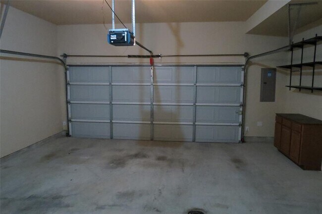 Building Photo - 756 S Greenville Ave