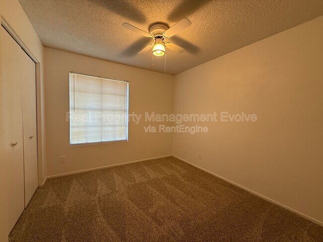 Building Photo - 20831 N 16th Ave