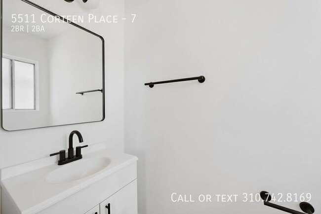 Building Photo - 5511 Corteen Pl