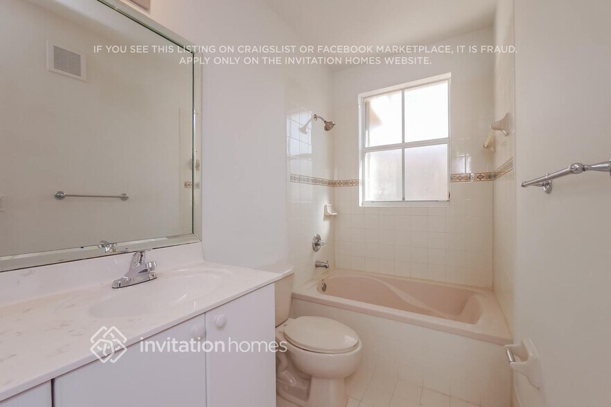 Building Photo - 12241 SW 124th Ct