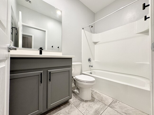 Building Photo - 9383 W Desert Bighorn Trail