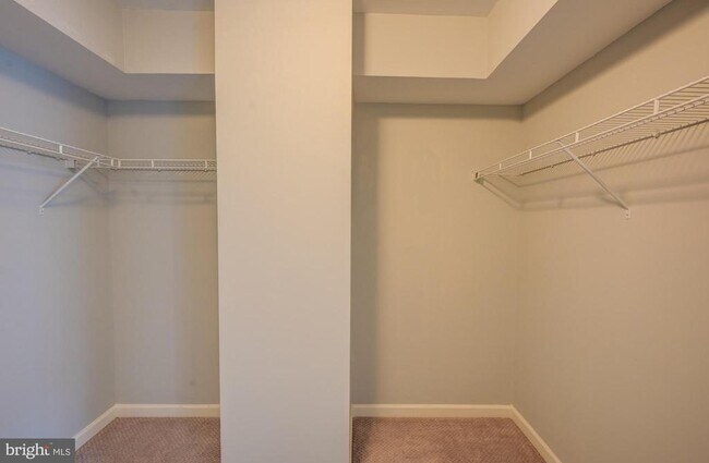 Building Photo - 525 Halite Dr