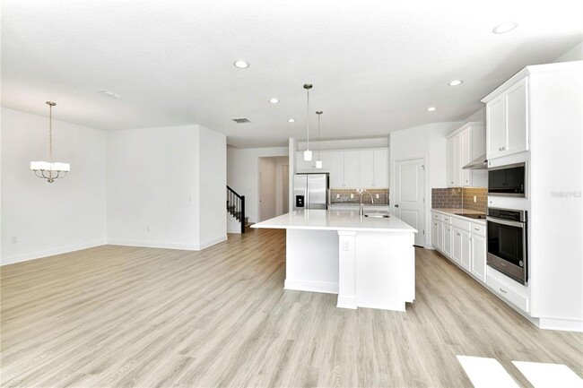 Building Photo - 4485 Davos Dr