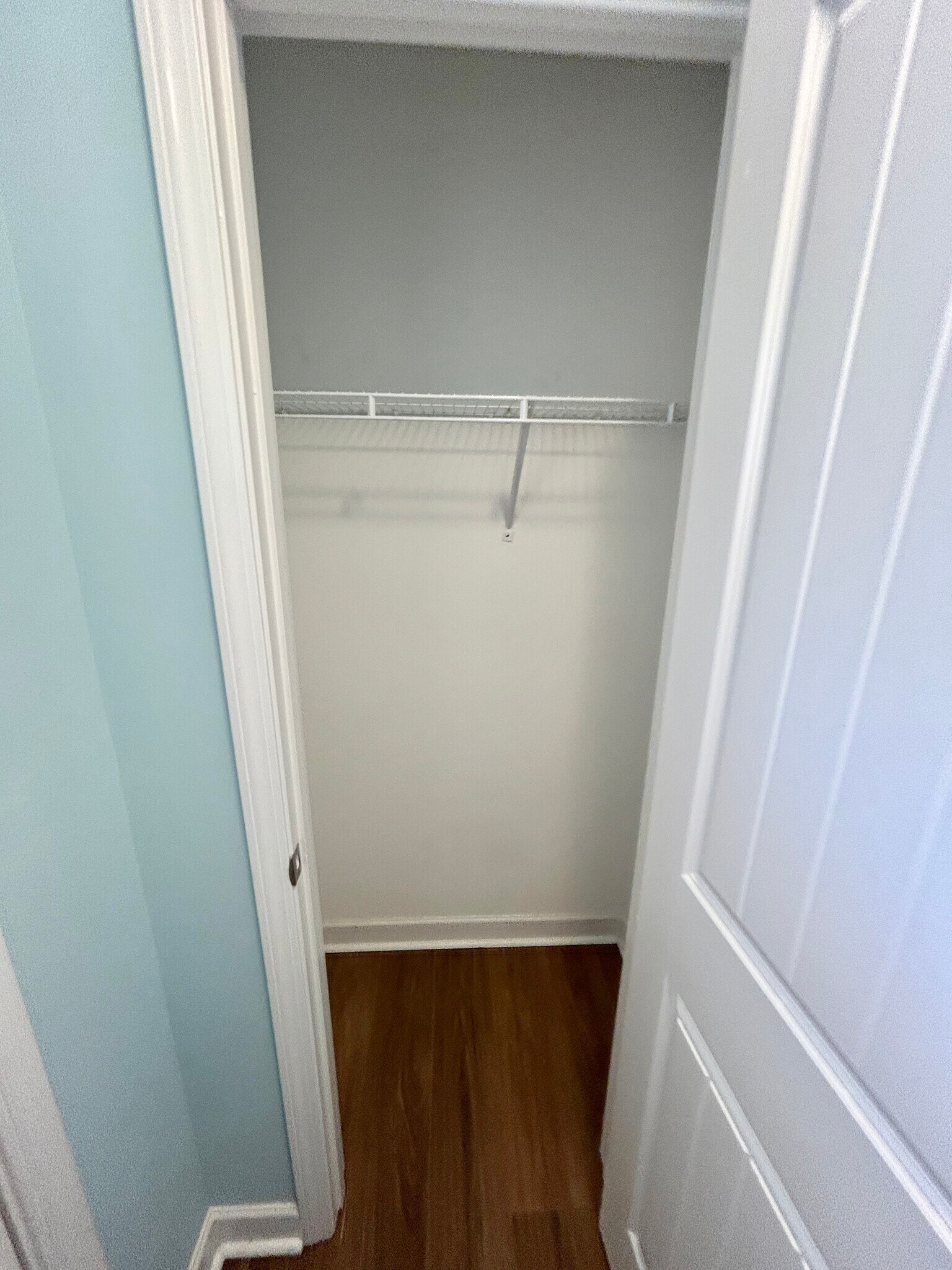 Building Photo - 301 Kraft St