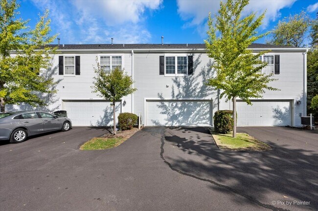 Building Photo - 509 Lakeside Ct