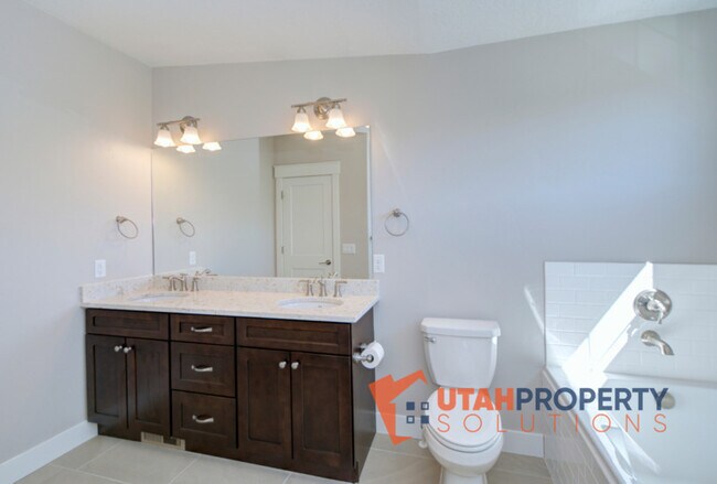 Building Photo - 10464 S Beetdigger Blvd