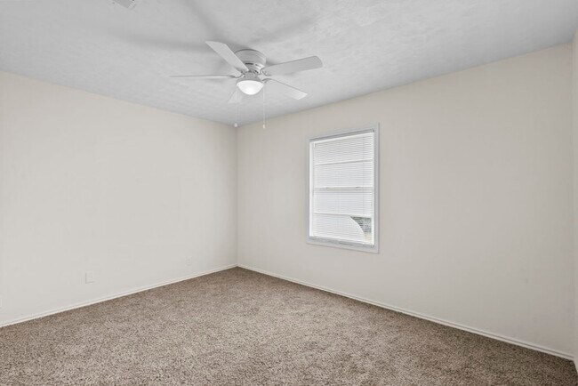 Building Photo - 2817 4th Ave N