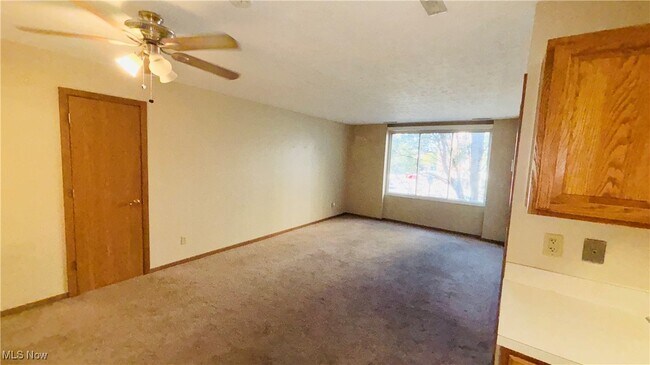 Building Photo - 25735 Lorain Rd