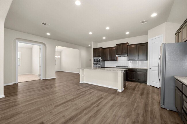 Building Photo - Mason Valley