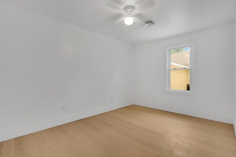 Building Photo - 140 Wait St