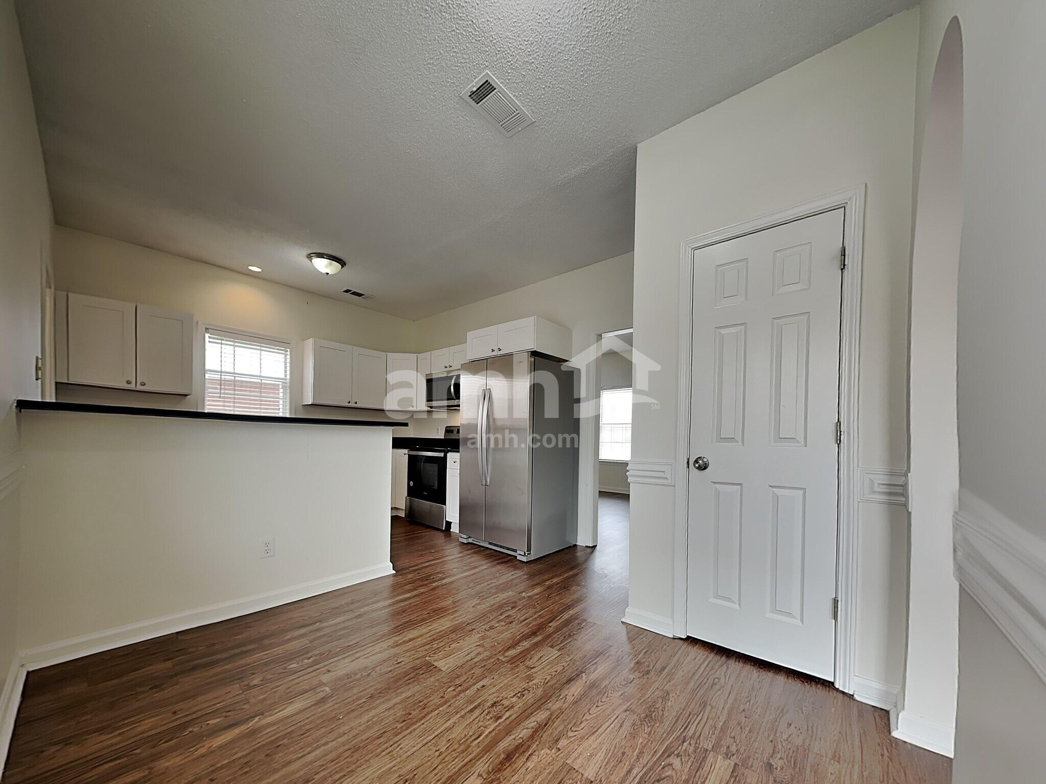 Building Photo - 821 Rain Dance Way