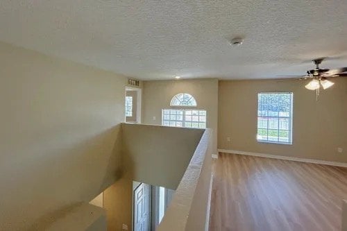 Building Photo - 257 Robbie Ln