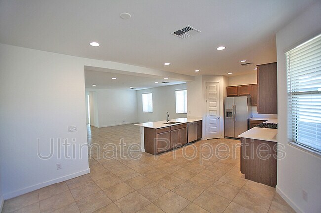 Building Photo - 16378 W Charlotte Dr