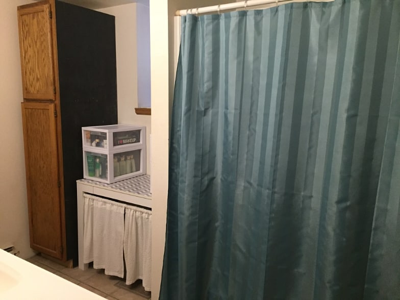 Building Photo - 623 E University Ave