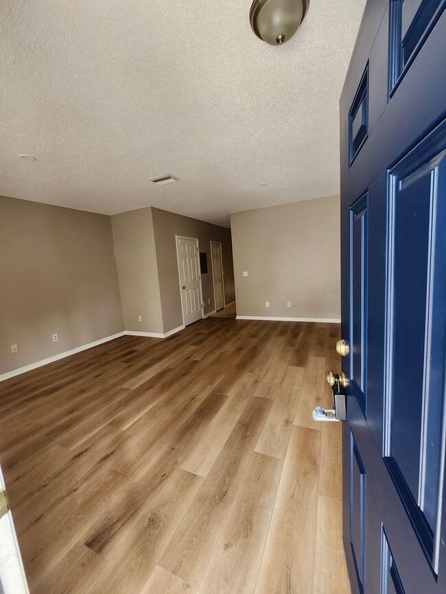 Building Photo - 6330 Osprey Lake Cir