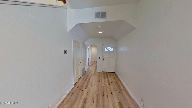 Building Photo - Located in beautiful Wood Ranch, this home...