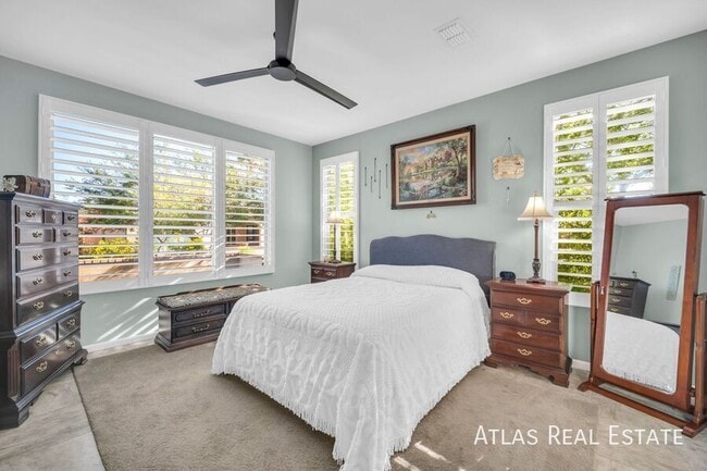 Building Photo - 16961 W Holly St