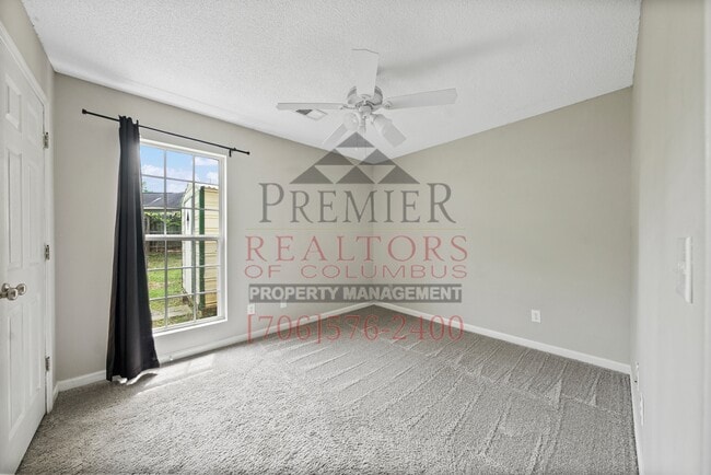 Building Photo - 8440 Canaan Dr