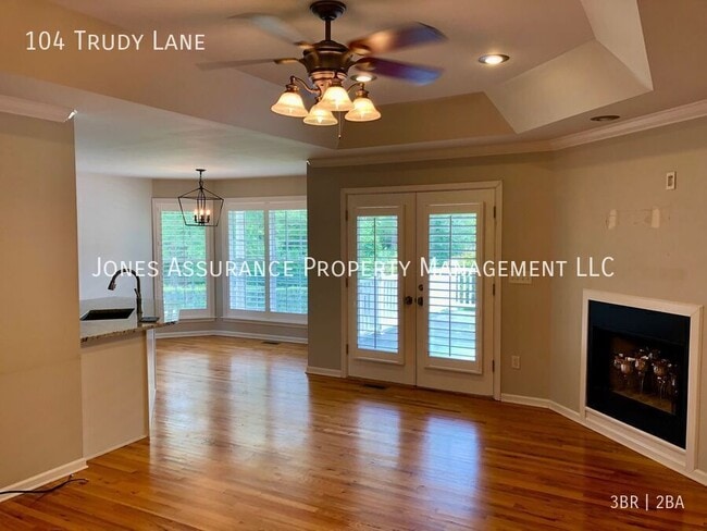 Building Photo - 104 Trudy Ln