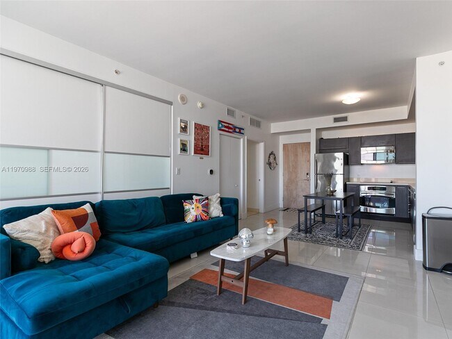 Building Photo - 90 SW 3rd St