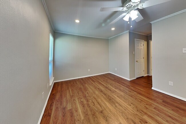 Building Photo - 3100 Fairgate Dr