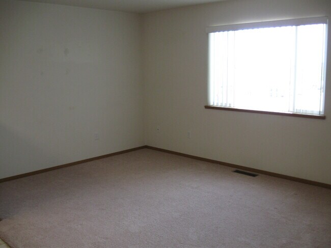 Building Photo - 7025 Freedom Ct