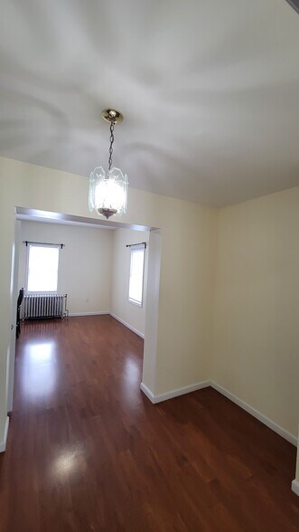 Building Photo - 4817 Aschoff Pl