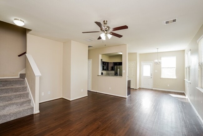 Building Photo - 21815 Octavia Way