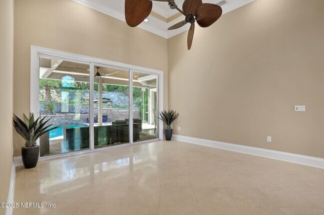 Building Photo - 12707 Tennis Ct