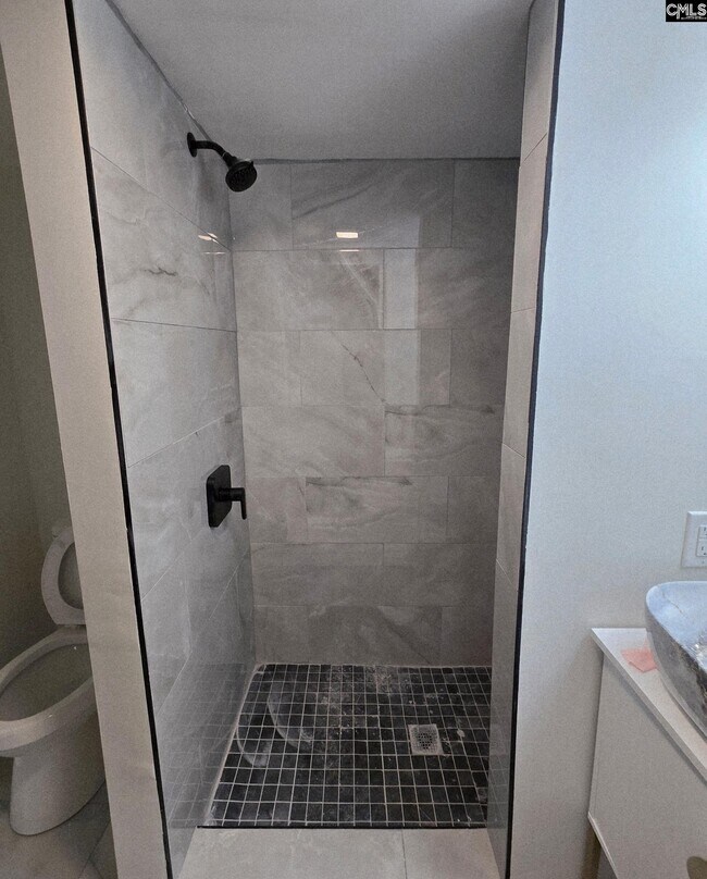 Building Photo - 1150 Ramblin Rd