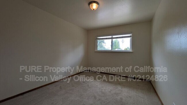 Building Photo - 508 Caledonia St