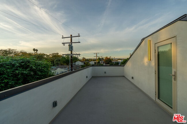 Building Photo - 4041 Sawtelle Blvd