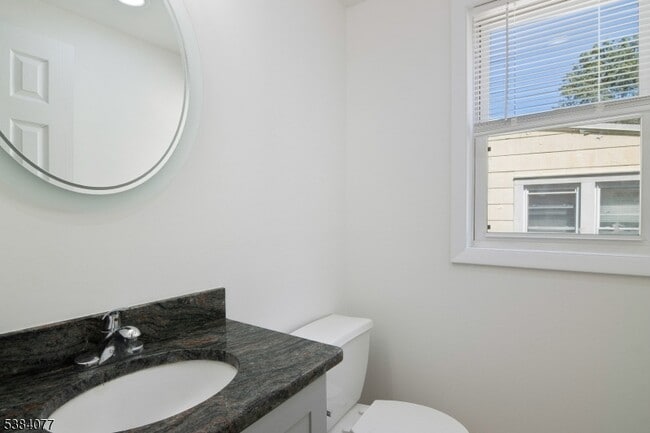 Building Photo - 4 White Birch Trail