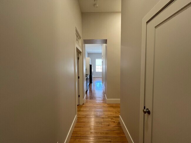 Building Photo - 34 St Joseph St