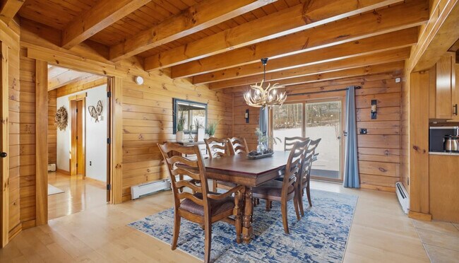 Building Photo - 241 Campbell Rd