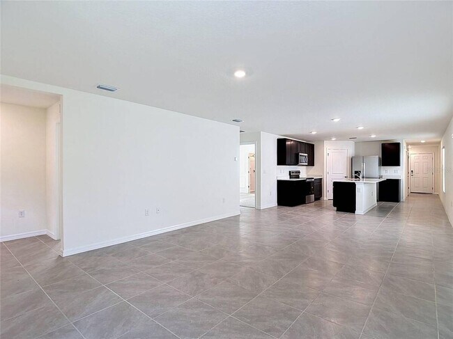 Building Photo - 31115 Silver Stage Dr