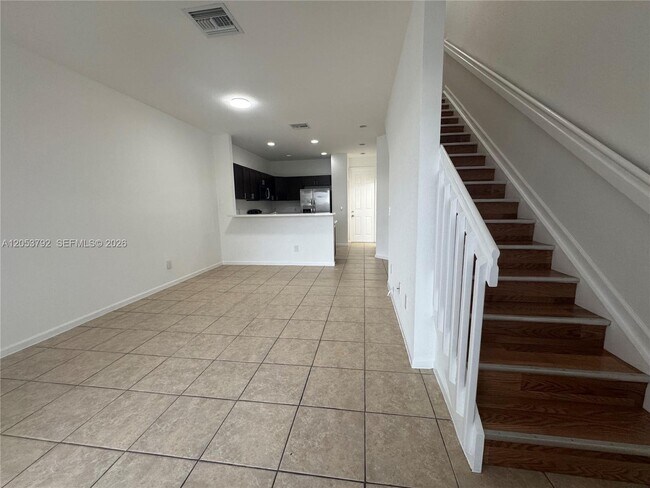 Building Photo - 1415 NW 34th Way