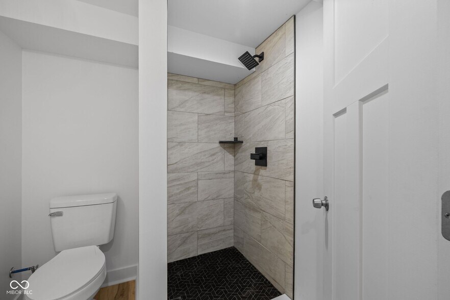 Building Photo - 4074 Boulevard Pl