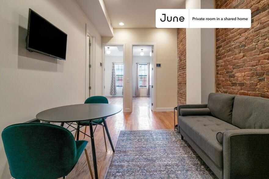 Building Photo - Room in Shared 3 bed/2 bath home in Bushwick
