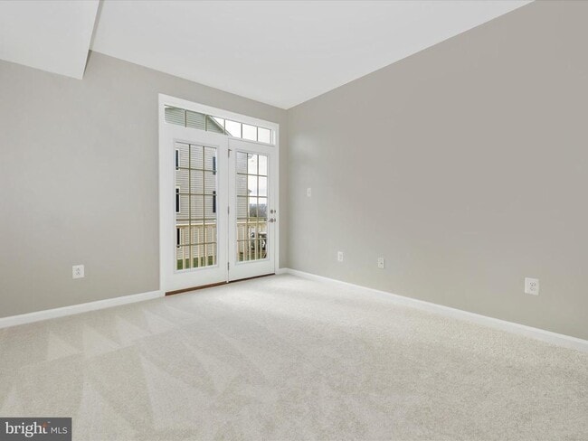 Building Photo - 10020 Beerse St